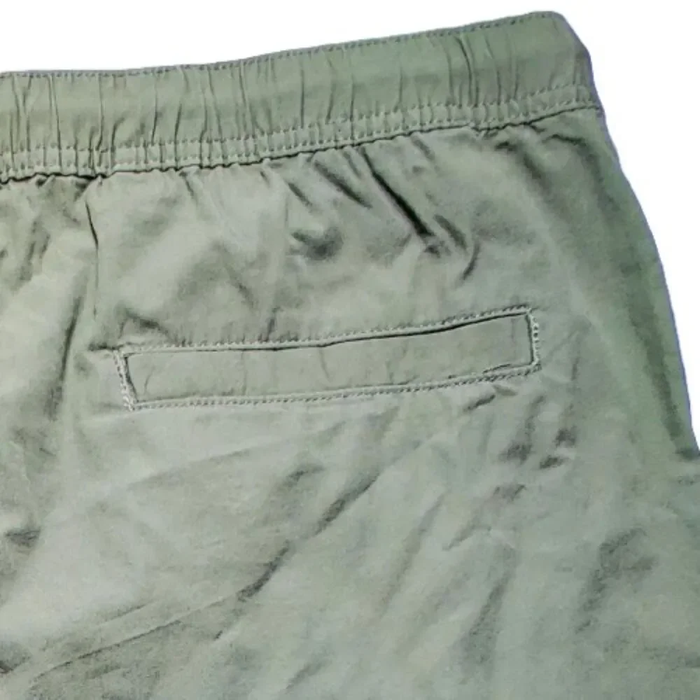 H&M Men’s Olive Green Drawstring Shorts Cotton Casual Regular Fit XL